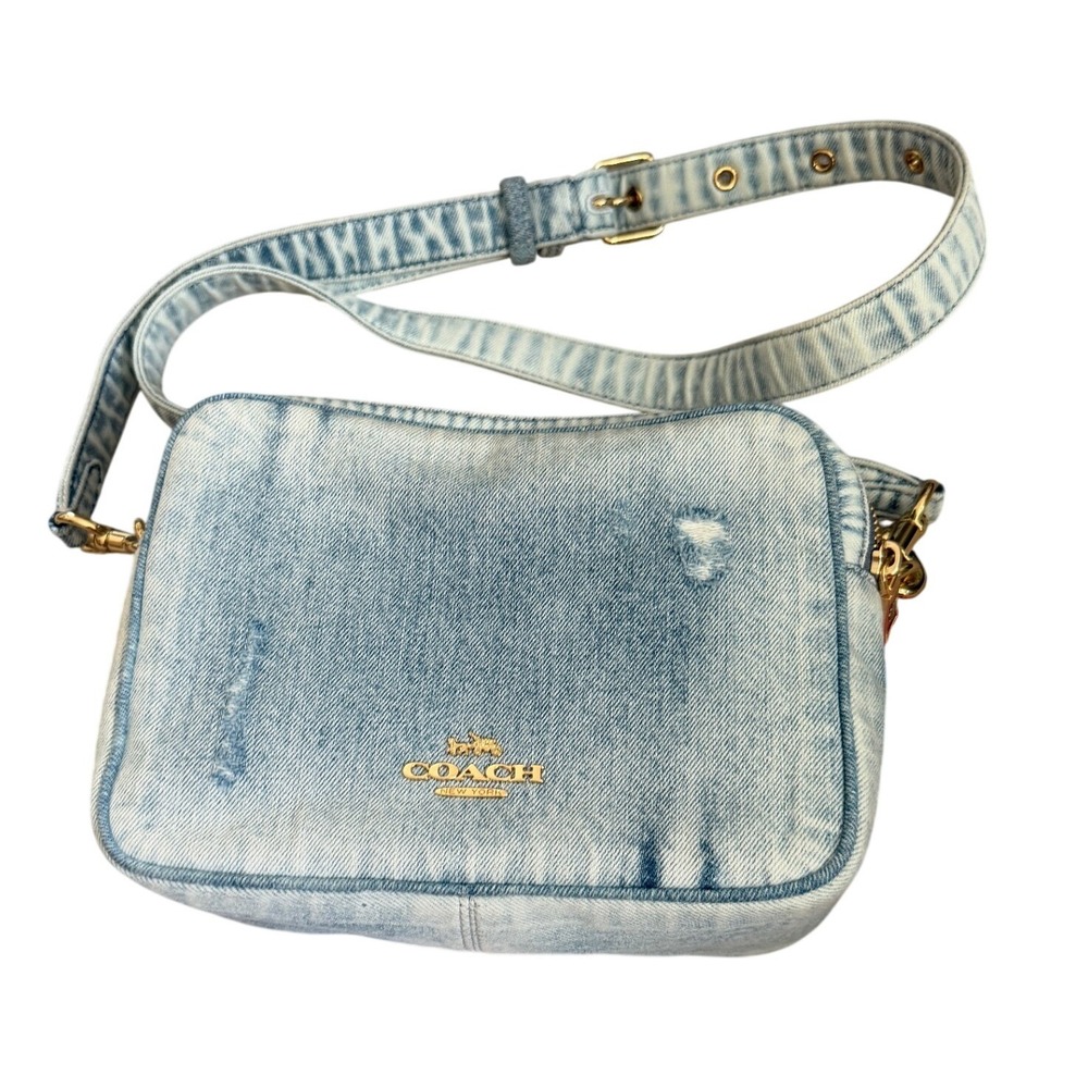 Coach Carey Loved Denim Light Wash Blue Womens Crossbody/Shoulder Bag CEK67